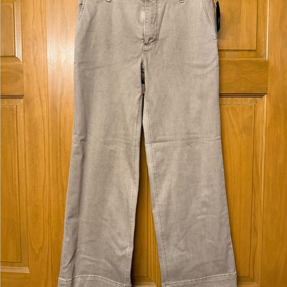 Kut from the Kloth Denim - Kut from the Kloth High Rise Jeans in the color stone